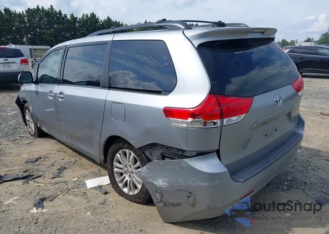 2013 Toyota Sienna Xle V6 8 Passenger из США, поврежденный, VIN 5TDYK3DC9DS329317